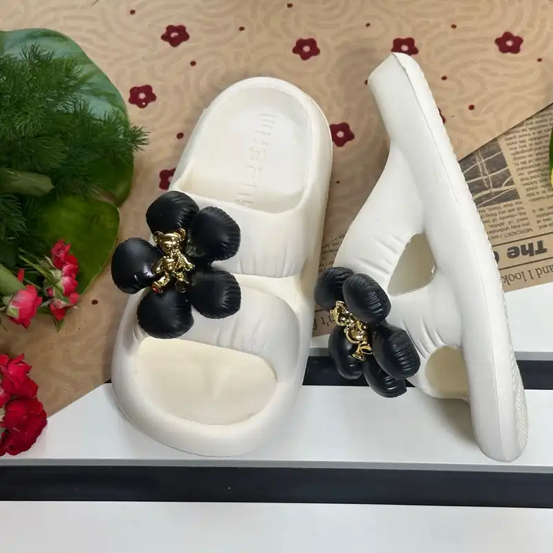 دمپایی زنانه مدل بهار WH-5