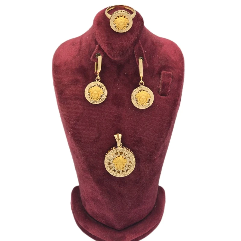 نیم ست طلا کم اجرت 18 عیار زنانه طلا و شمش برلیان مدل ورساچ کد 04 