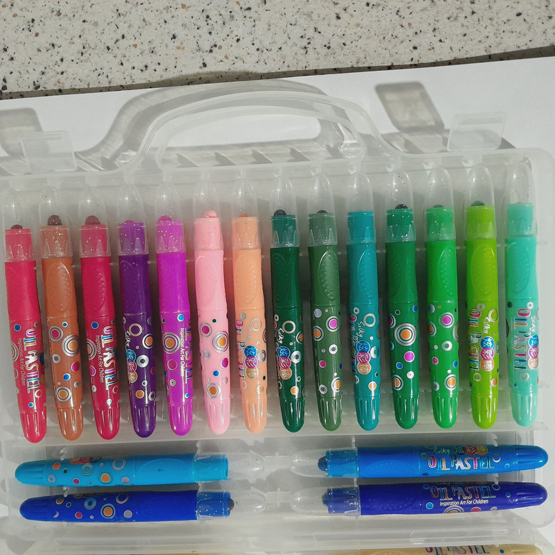 پاستل روغنی 36 رنگ مدل پیچی کد P2 به همراه قلم مو