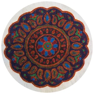 رومیزی سوزن دوزی طرح گرد کد 501