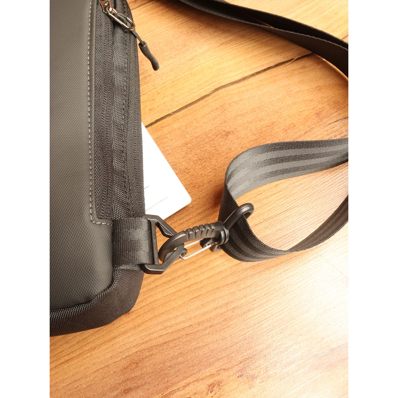 عکس شماره 14 : کیف کراس بادی مردانه مدل sb53 دارای 5 محفظه