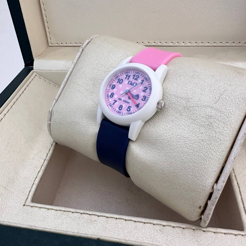 ساعت مچی عقربه ای دخترانه مدل Qkids06 ساعت مچی عقربه ای دخترانه مدل Qkids06