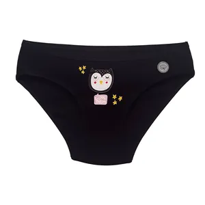 شورت زنانه فیتن فرخ زادی مدل جغد رنگ مشکی