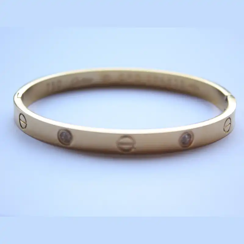 دستبند زنانه کارتیه مدل C_T