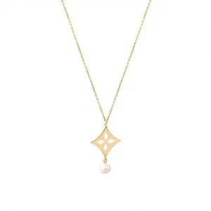 گردنبند طلا با طرح فلامینگو (حلقه‌ای) 18 عیار زنانه گالری قو طلایی مدل لانا