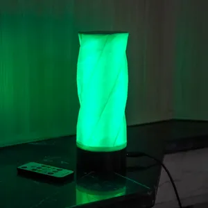 چراغ رومیزی مدل RGB