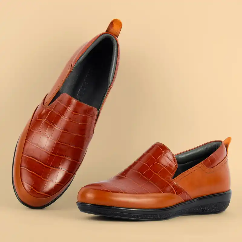 کفش روزمره زنانه مدل چرم طبیعی