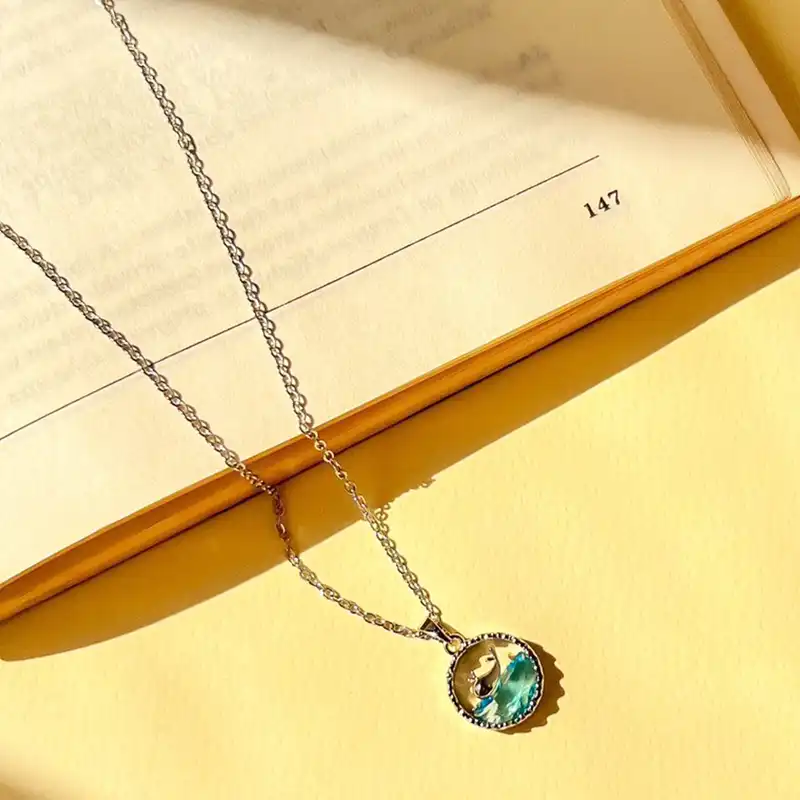 گردنبند زنانه مدل وال و دریا کد 033