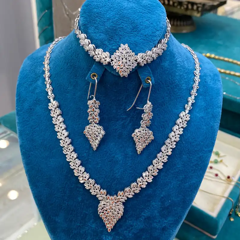 نیم ست نقره زنانه مدل دستساز طرح جواهر کد 741