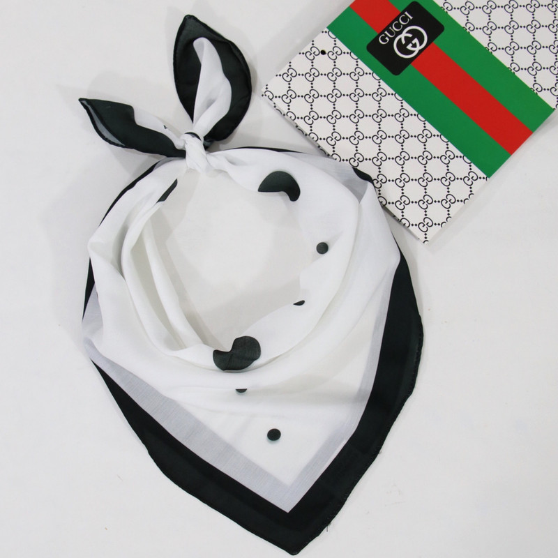 دستمال سر و گردن زنانه مدل مینی نخی طرح توپی کد ana-2681