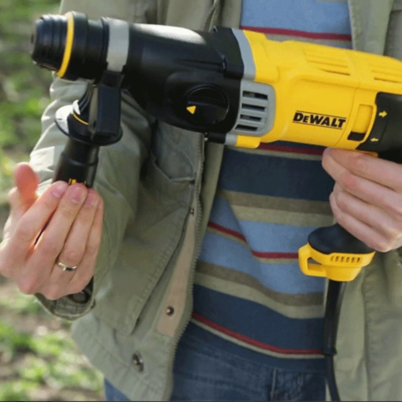 دریل بتن کن دیوالت مدل D25143K