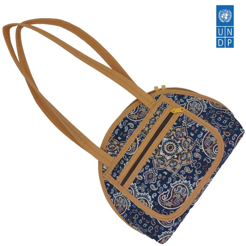 کیف دوشی دست دوز زنانه گلدوست مدل 120