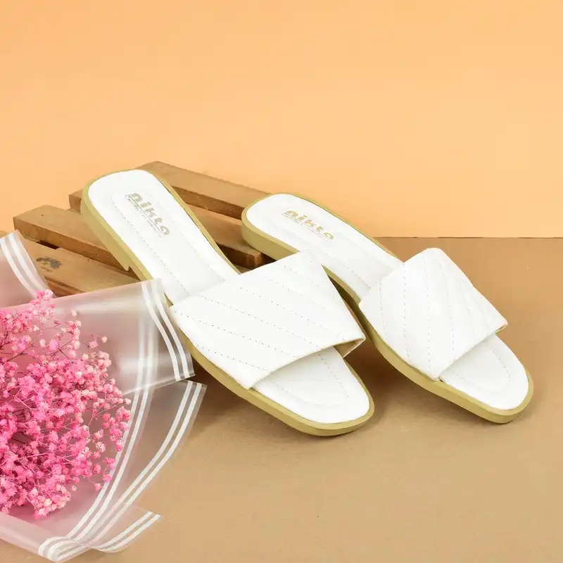 صندل زنانه نیکتا مدل استیچنگ WH.4055