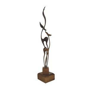 مجسمه چوبی طرح غزال P05