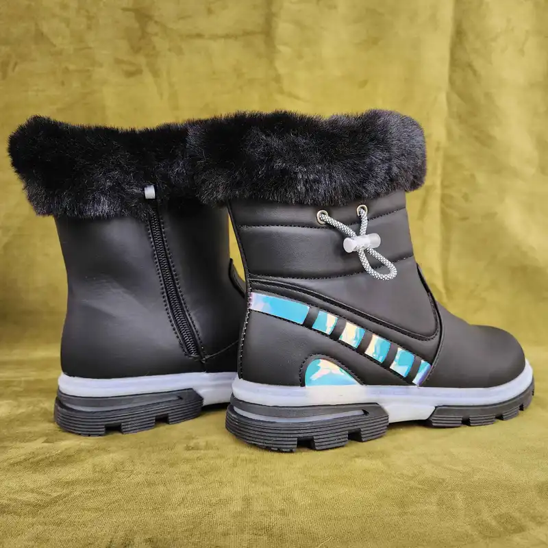 نیم بوت دخترانه مدل WinyQ-RopQ-BlkQ-118010