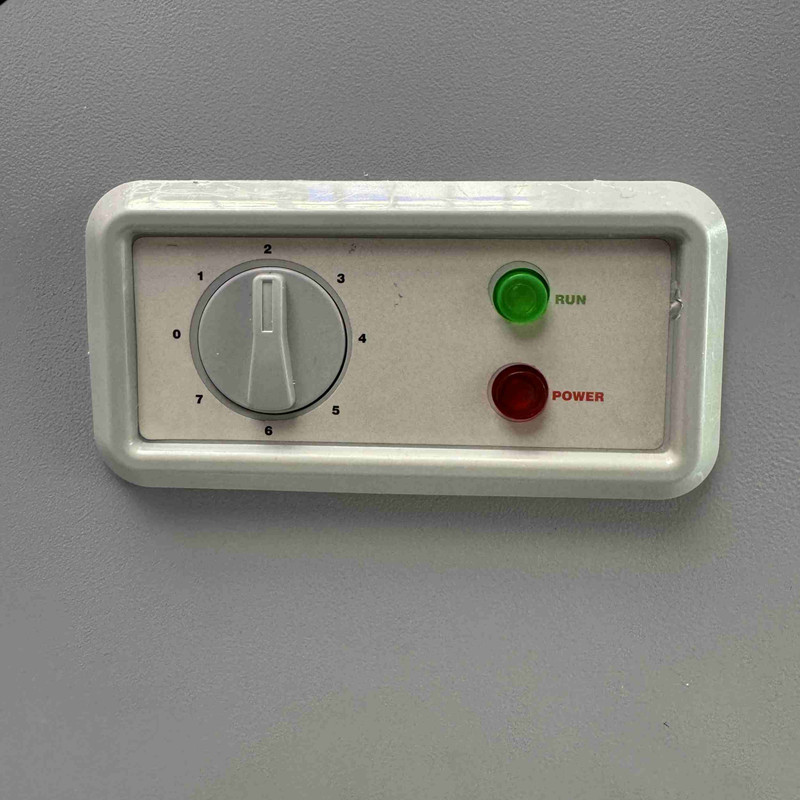 فریزر صندوقی الکتروفام مدل CF-200-400