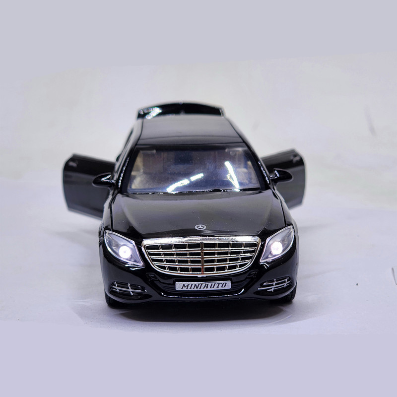 ماشین بازی مدل فلزی بنز میباخ طرح s650