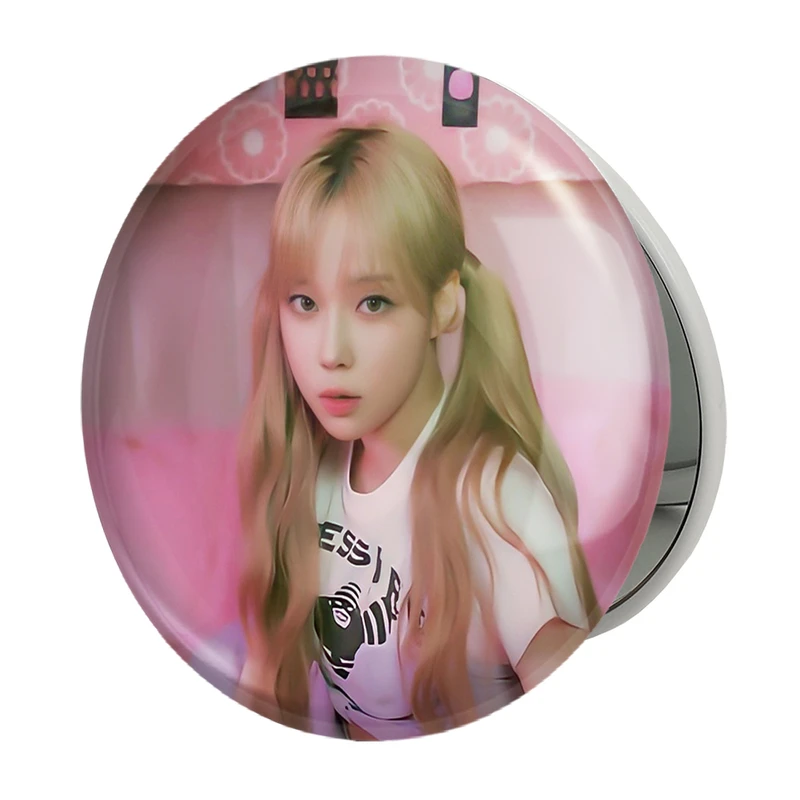 آینه جیبی خندالو طرح وینتر گروه آسپا Aespa مدل تاشو کد 19744 