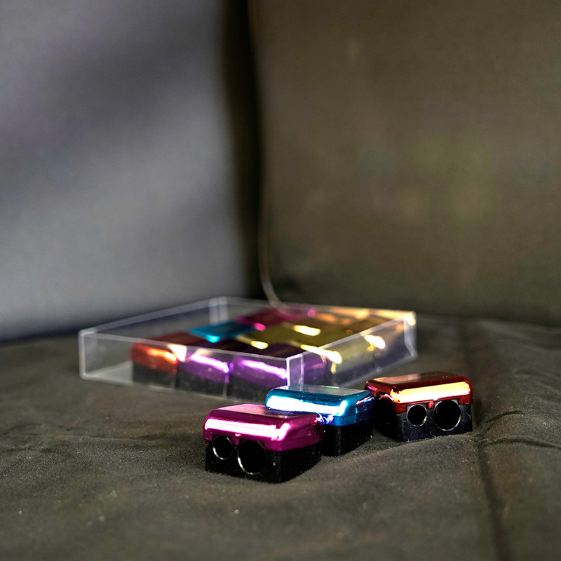 مداد تراش آرایشی مدل 01 بسته 12 عددی