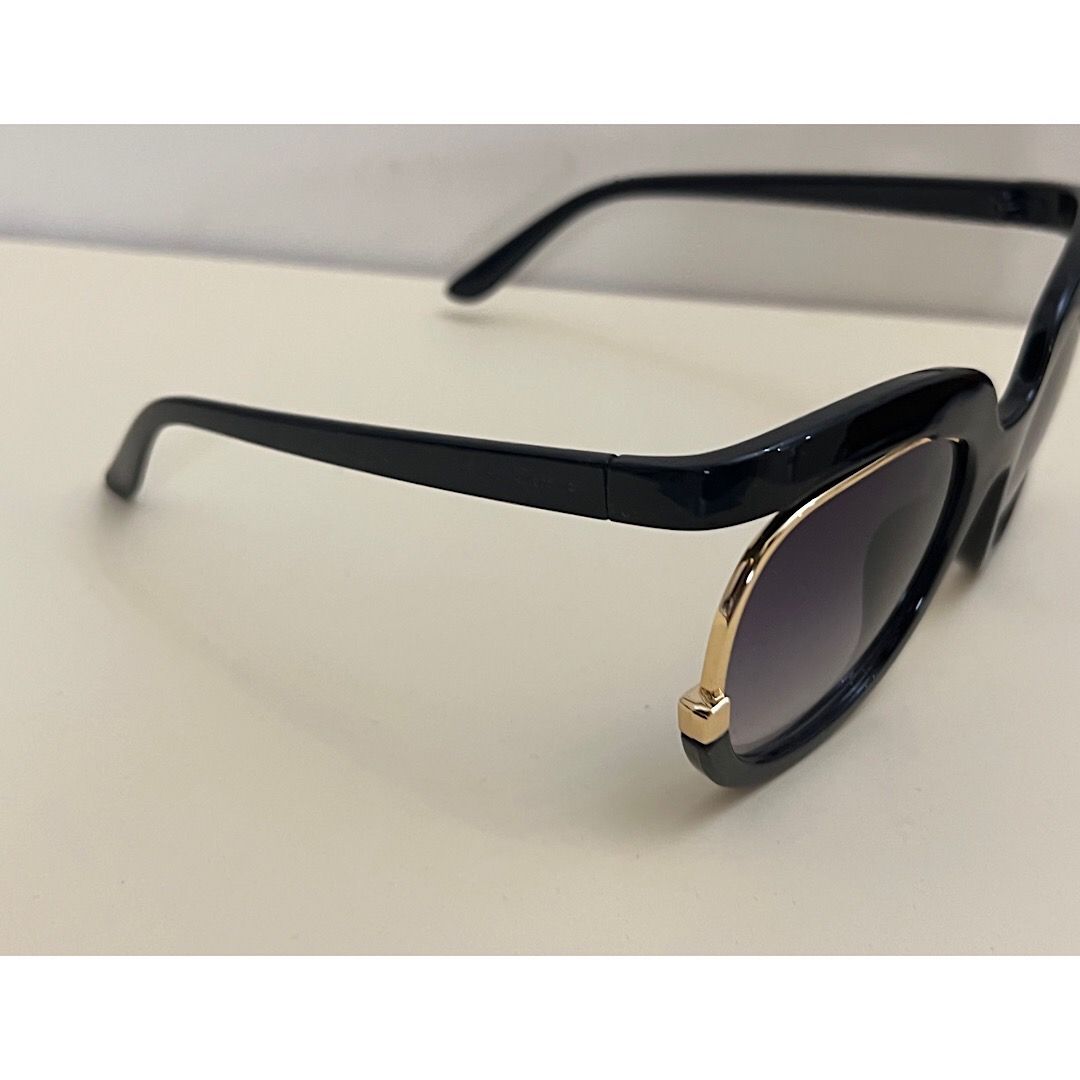 عینک آفتابی سالواتوره فراگامو مدل F8470 -  - 2