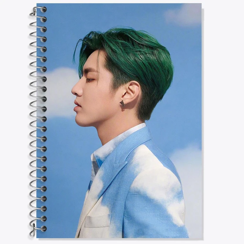 دفتر زبان 50 برگ خندالو مدل سه خط طرح کریس وو گروه اکسو EXO کد 13415