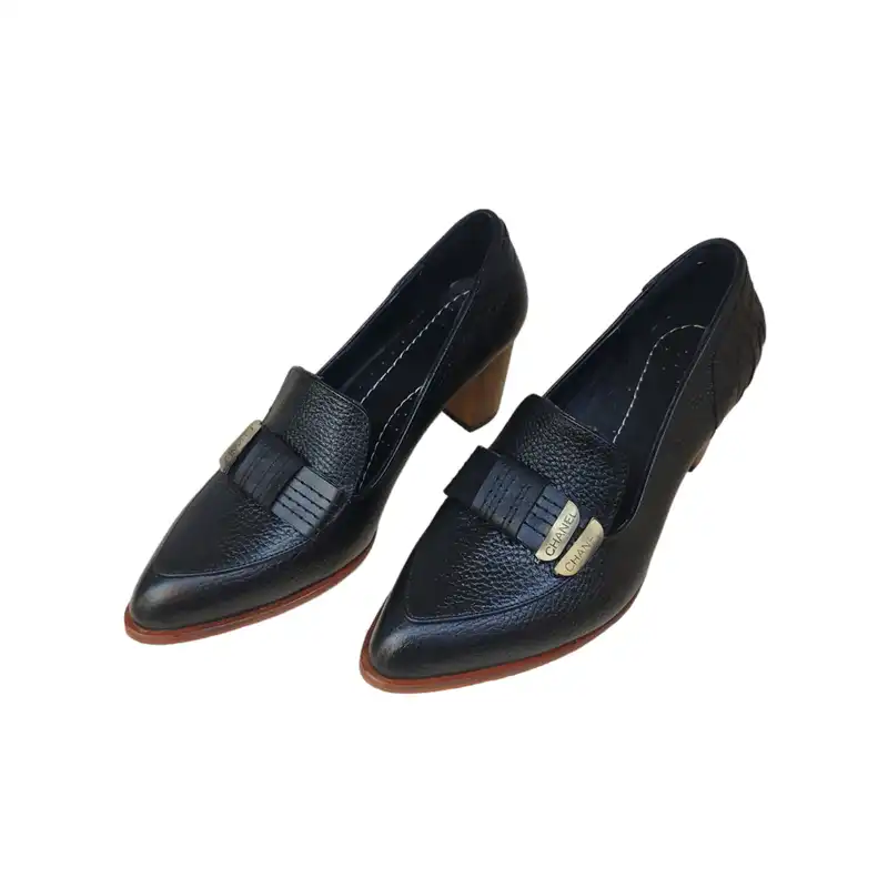 کفش زنانه مدل کمردار چرم طبیعی رنگ مشکی