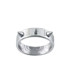 نقد و بررسی انگشتر مدل تیغ تیغی توسط خریداران