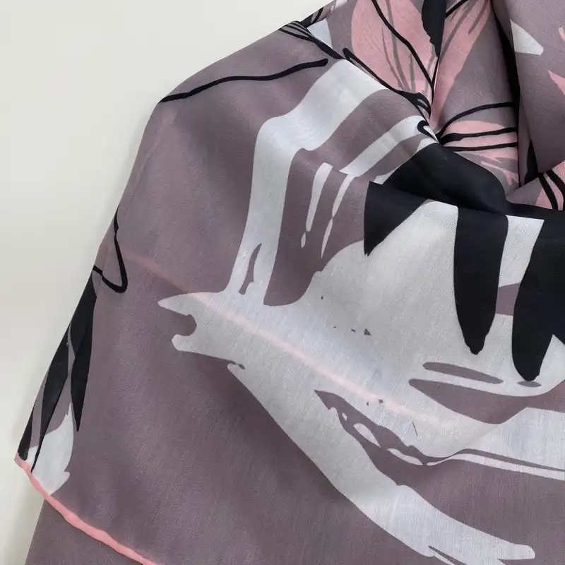 روسری زنانه مدل نخی چهار فصل کد 9033