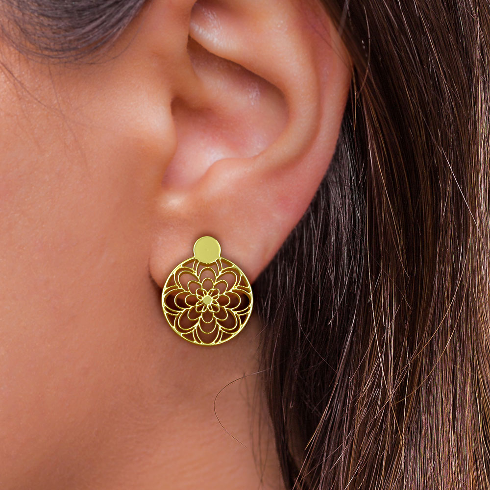 گوشواره طلا 18 عیار زنانه مدوپد مدل دایره و گل کد GA1-10095