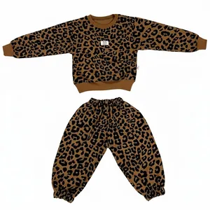 ست سویشرت و شلوار راحتی دخترانه مدل پلنگی01