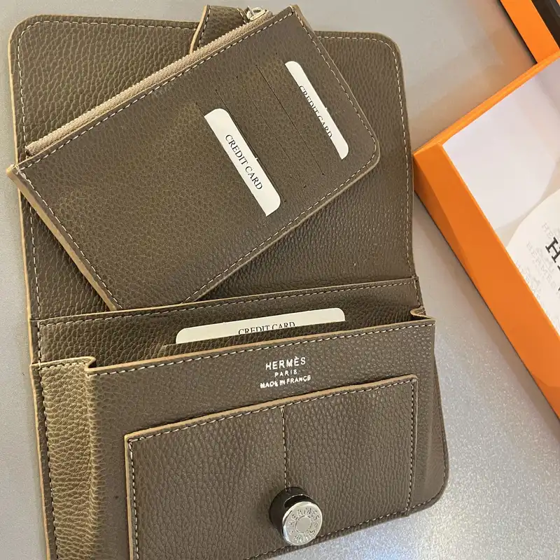 کیف پول زنانه مدل H-S-0004