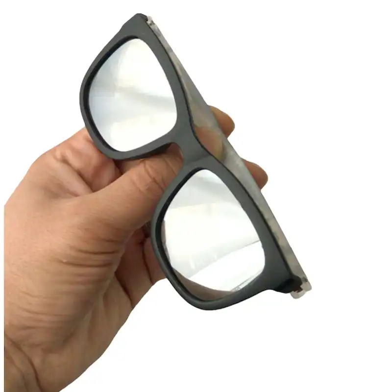 عینک آفتابی بچگانه مدل دیزاین کد W W 55