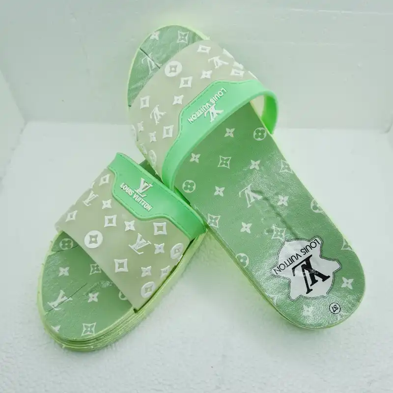 دمپایی زنانه کد GRN-333