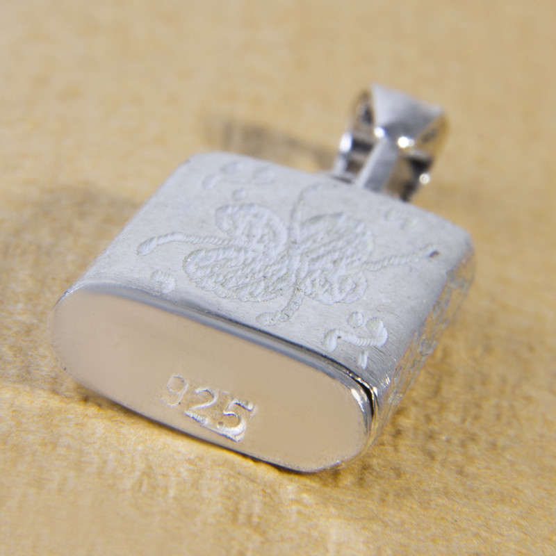 آویز گردنبند نقره بازرگانی میلادی مدل کیفی کد PKD_020