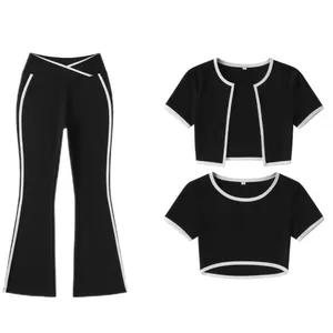 ست سه تکه لباس ورزشی زنانه مدل نواردار