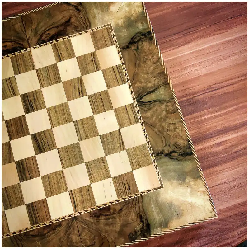 صفحه شطرنج معرق کاری مدل قاب سینی سنتی اصیل ریشه گردو کدT8