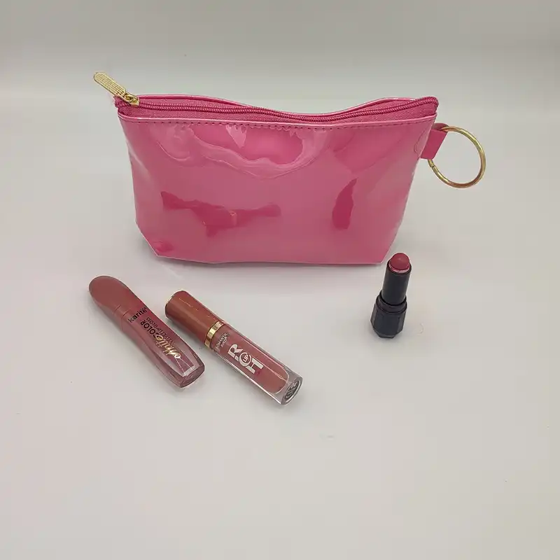 کیف لوازم آرایش زنانه مدل سه گوش براق کد013