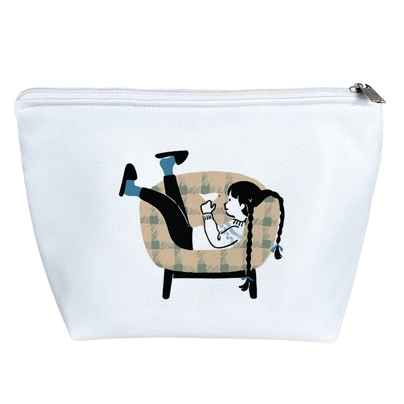 کیف لوازم آرایش دخترانه خندالو مدل دختر روی مبل کد 9266