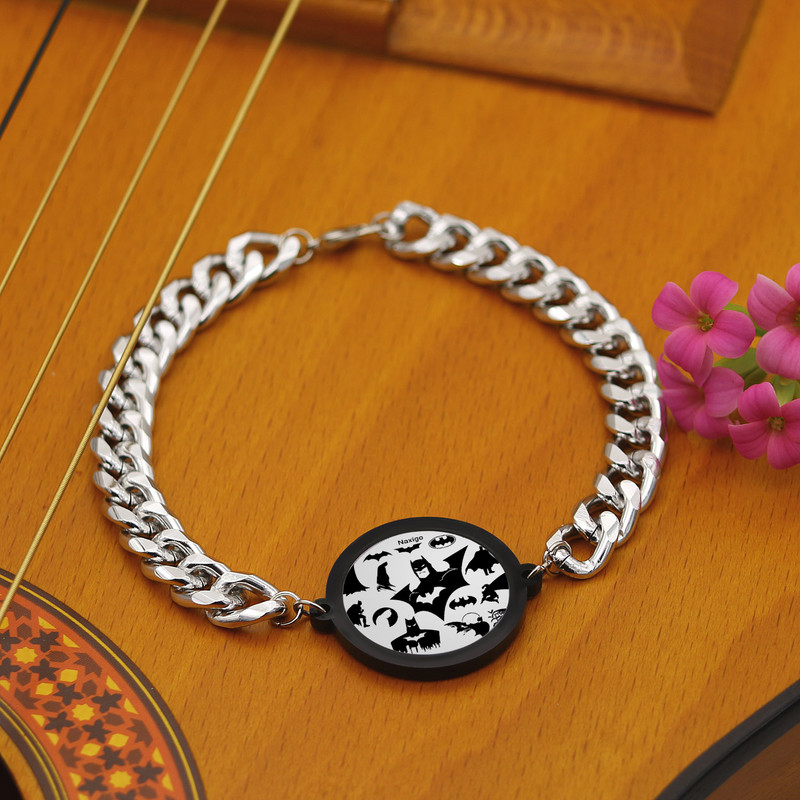 دستبند ناکسیگو مدل بتمن کد BZ7729 دستبند ناکسیگو مدل بتمن کد BZ7729