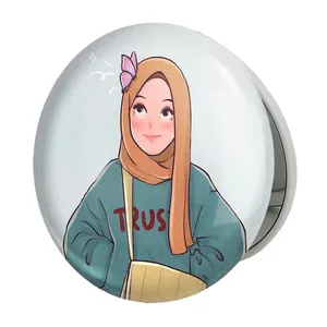 آینه جیبی خندالو طرح دخترانه باحجاب مدل تاشو کد 25997 