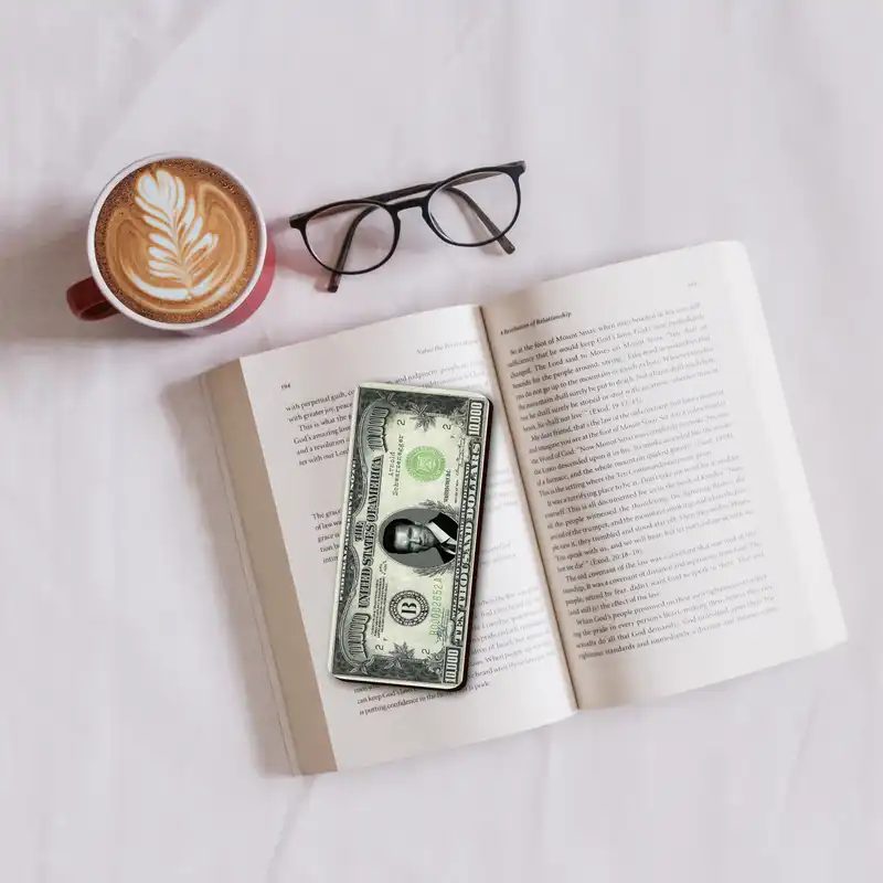 نشانگر کتاب لوکسینو طرح Arnold Schwarzenegger مدل موفقیت