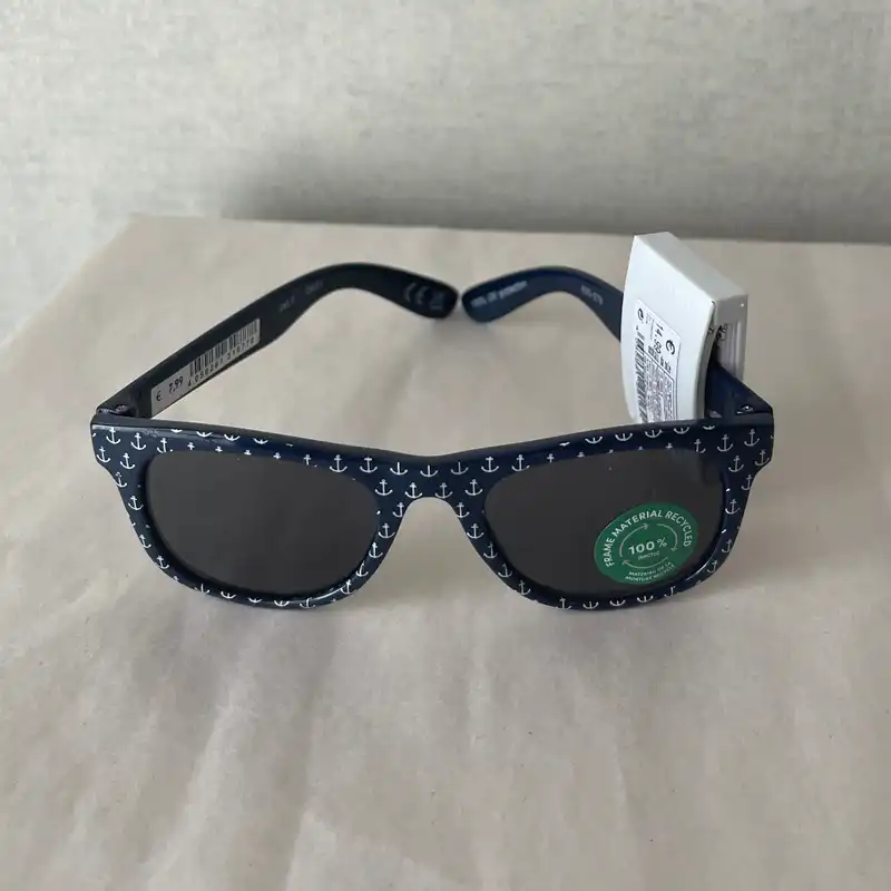 عینک آفتابی بچگانه مدل Hgf3050