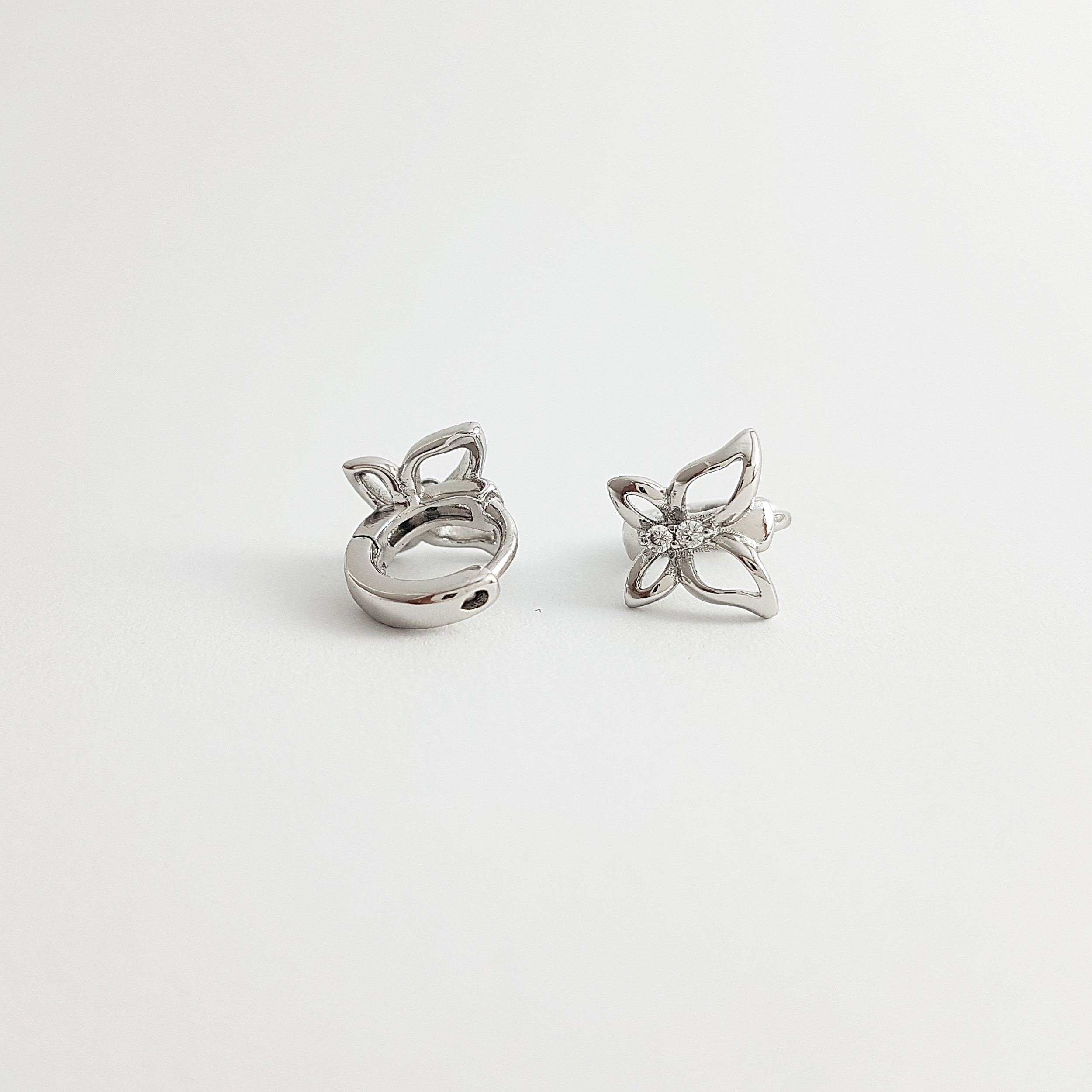 گوشواره دخترانه ژوپینگ مدل پروانه کد XP507 گوشواره دخترانه ژوپینگ مدل پروانه کد XP507