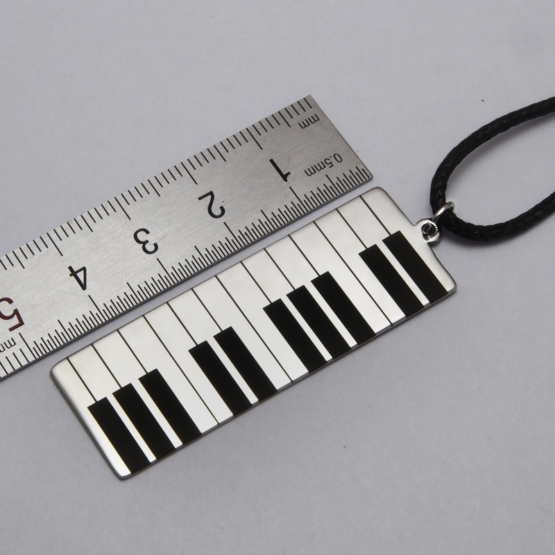 گردنبند مدل پیانو
