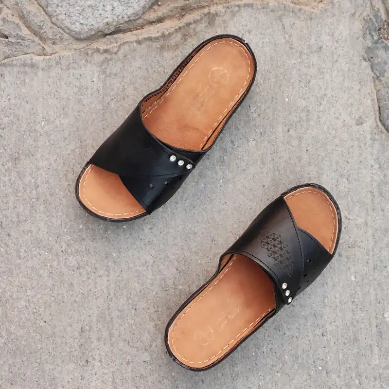 دمپایی زنانه مدل طبی دوختی کد Bk-900002