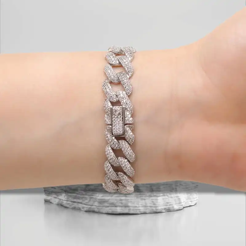 ساعت مچی عقربه ای زنانه مدل نقره یس 063