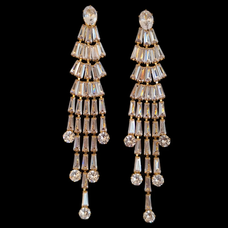 گوشواره میخی زنانه مدل ژورنالی نگینی مجلسی 