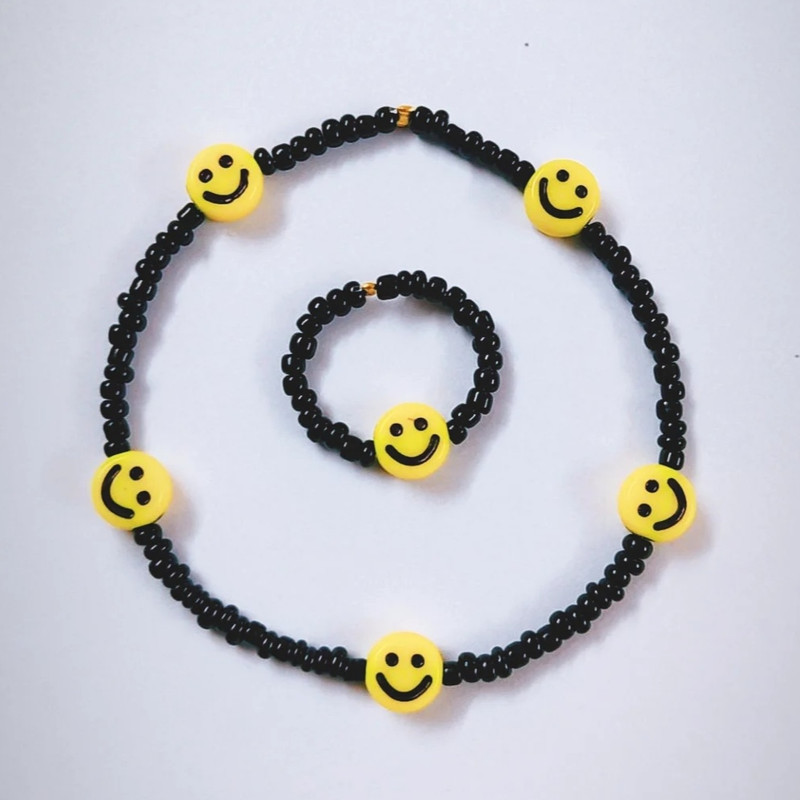 نیم ست دخترانه مدل منجق Smile 02 نیم ست دخترانه مدل منجق Smile 02