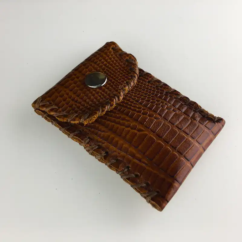 گردنبند مدل کیف دعا کد یونس 03 طرح پوست مار