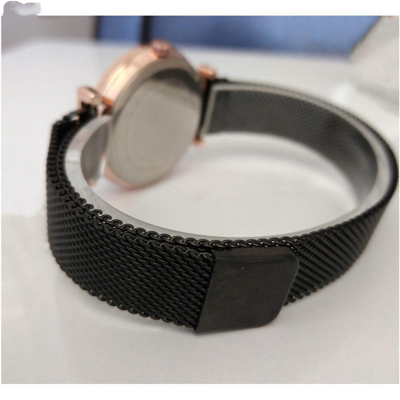 ساعت مچی عقربه ای دخترانه مدل مگنتی بندحصیری کد 604